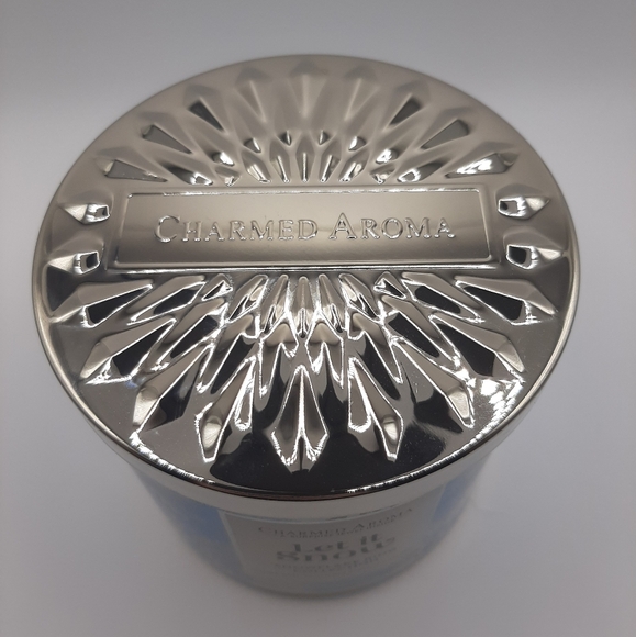 Snowflake Candle - Charmed Aroma - Picture 6 of 12